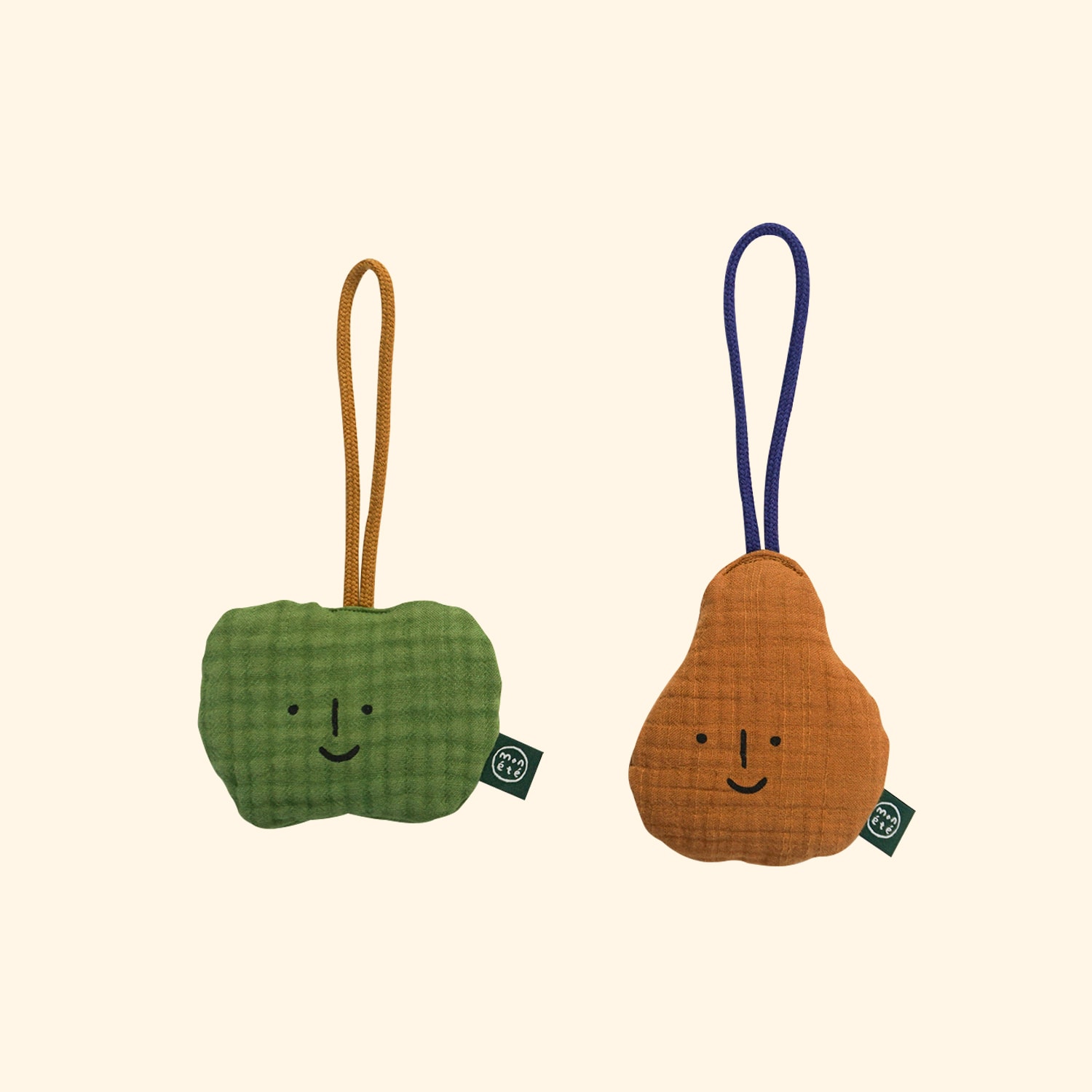 Name Tag - Apple/Pear
