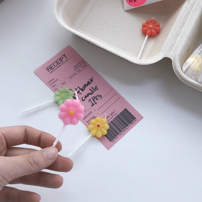 Flower candle