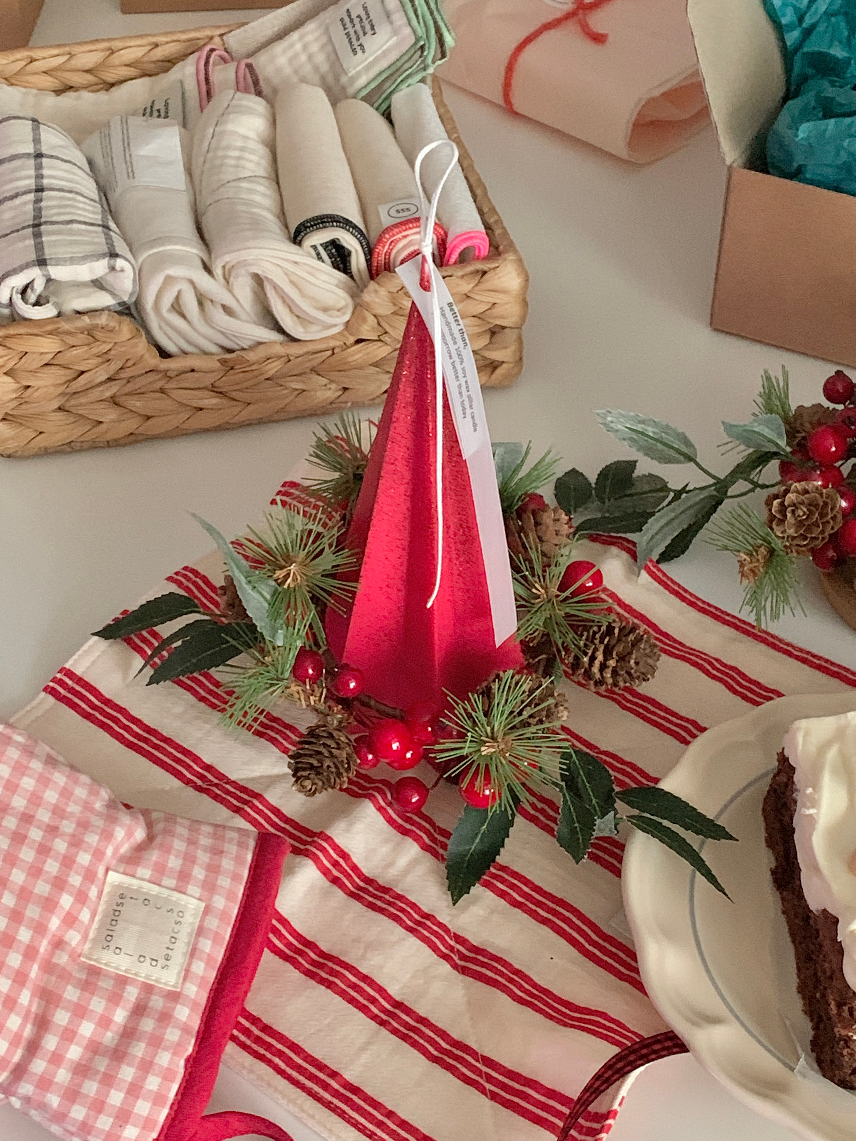 Red🎅🏻Holiday-treecandle