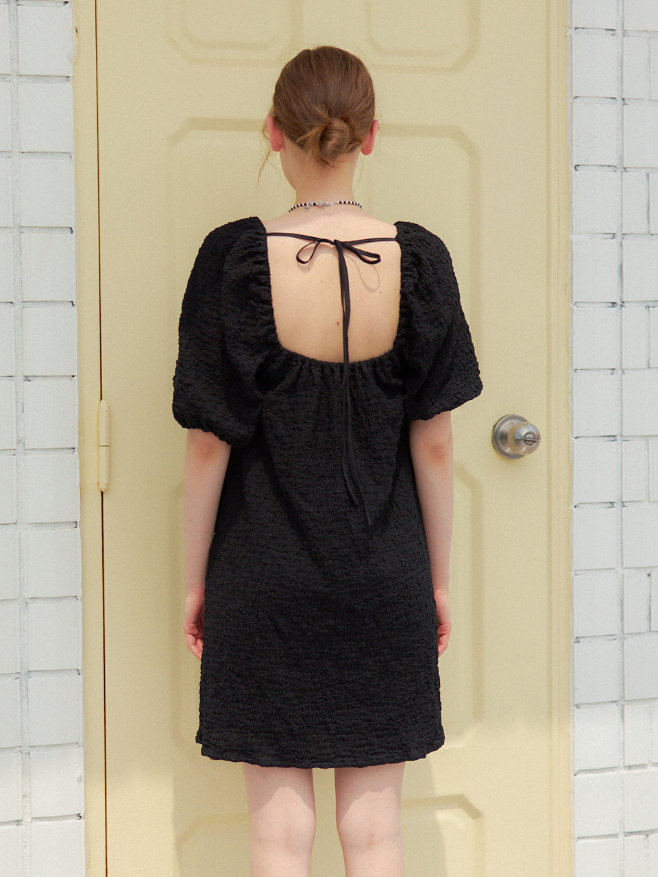 WRINKLE PUFF SLEEVES ONEPIECE_BLACK