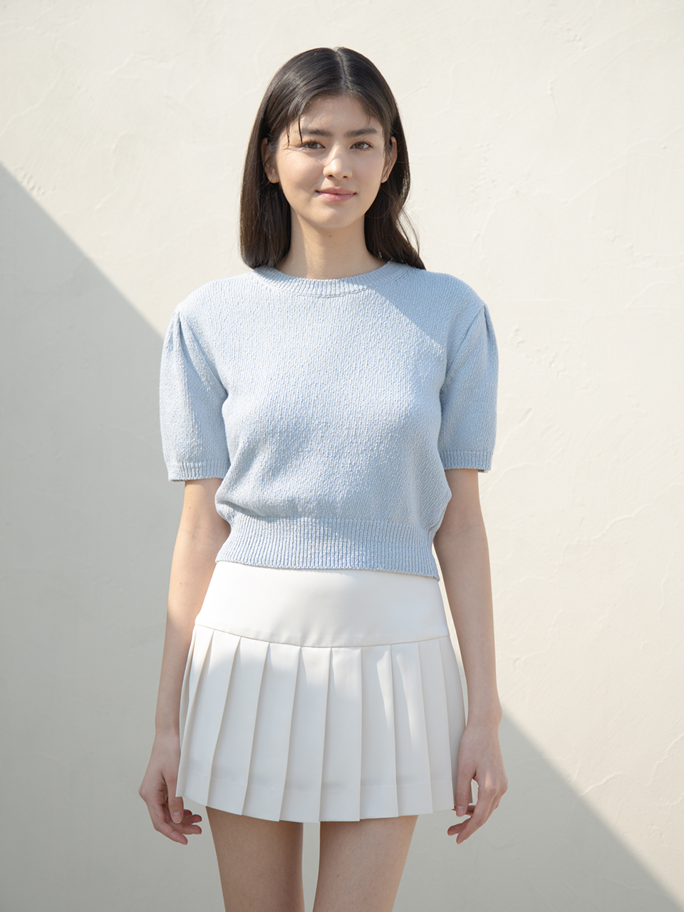 GLOSSY PLEATS MINI SKIRT_IVORY