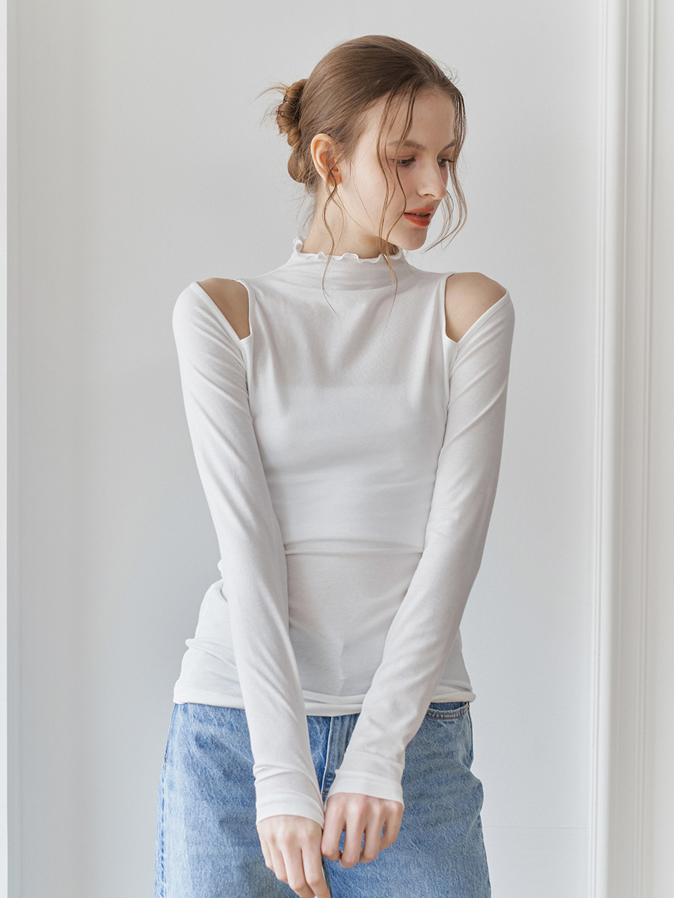 WAVE LINE SHOULDER SLIT T-SHIRT_2COLOR