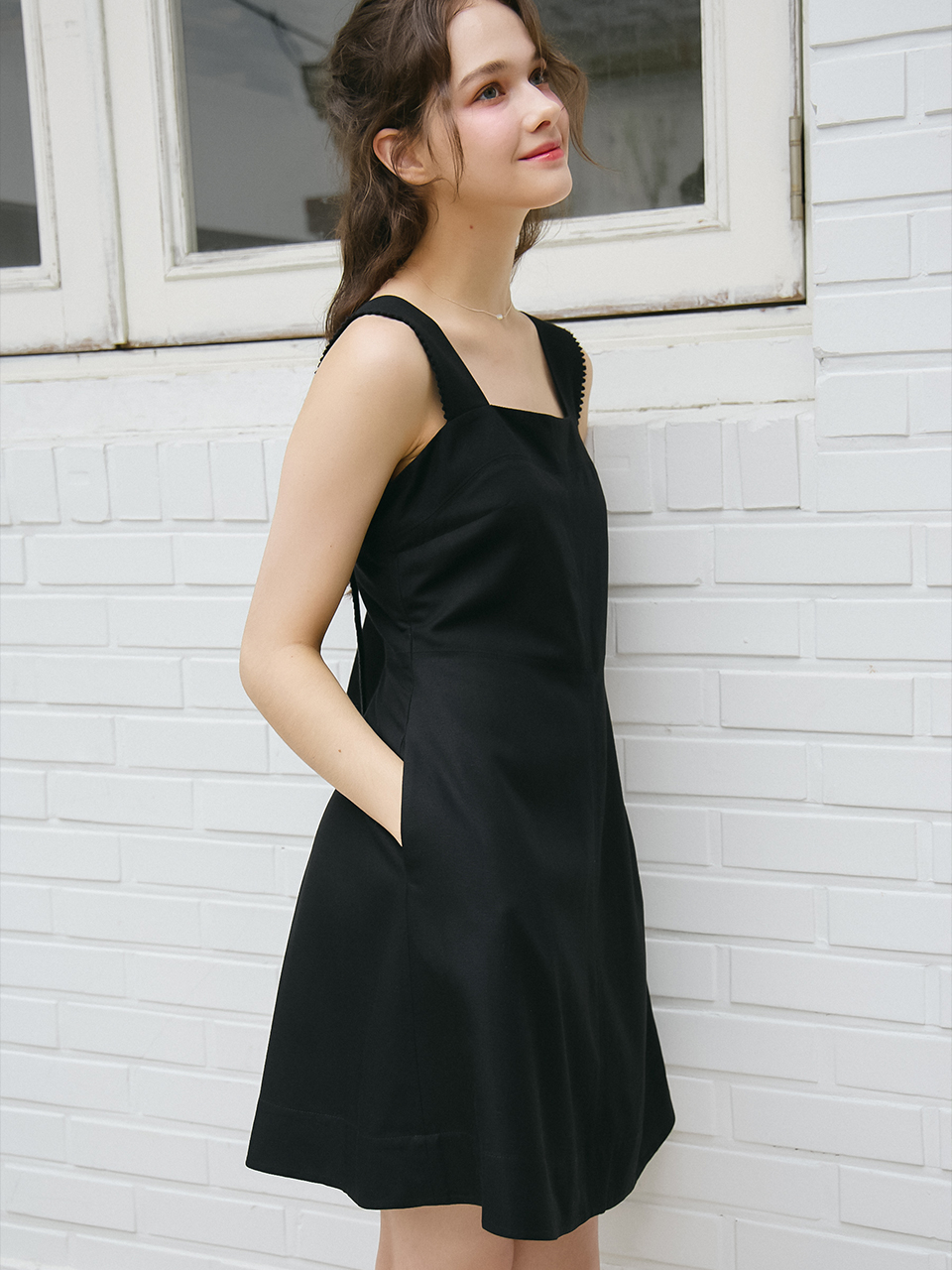 LACE TRIM SLEEVELESS ONEPIECE_BLACK