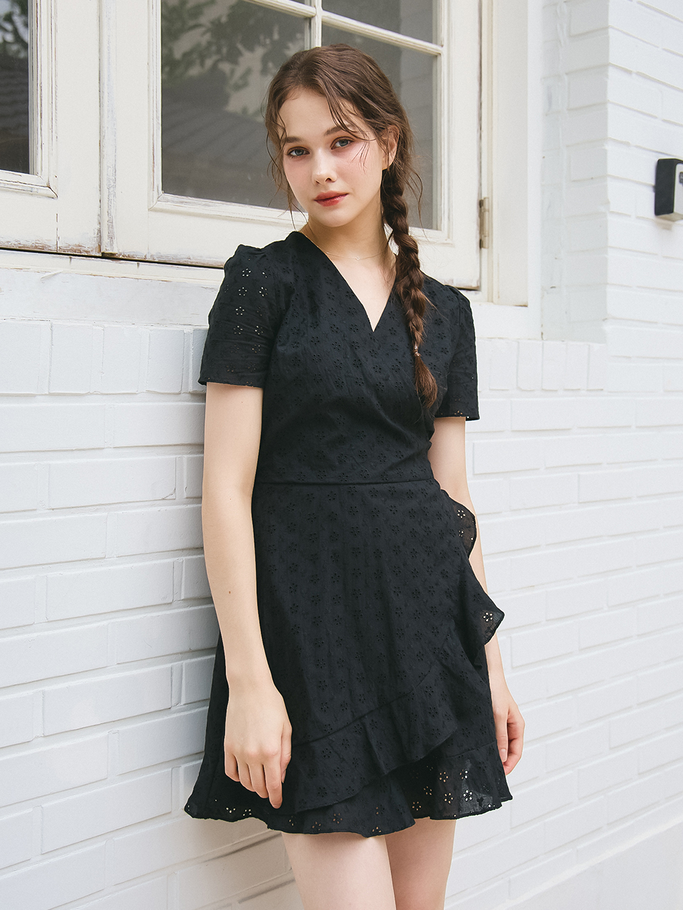 PUNCHING LACE JUMPSUIT_BLACK