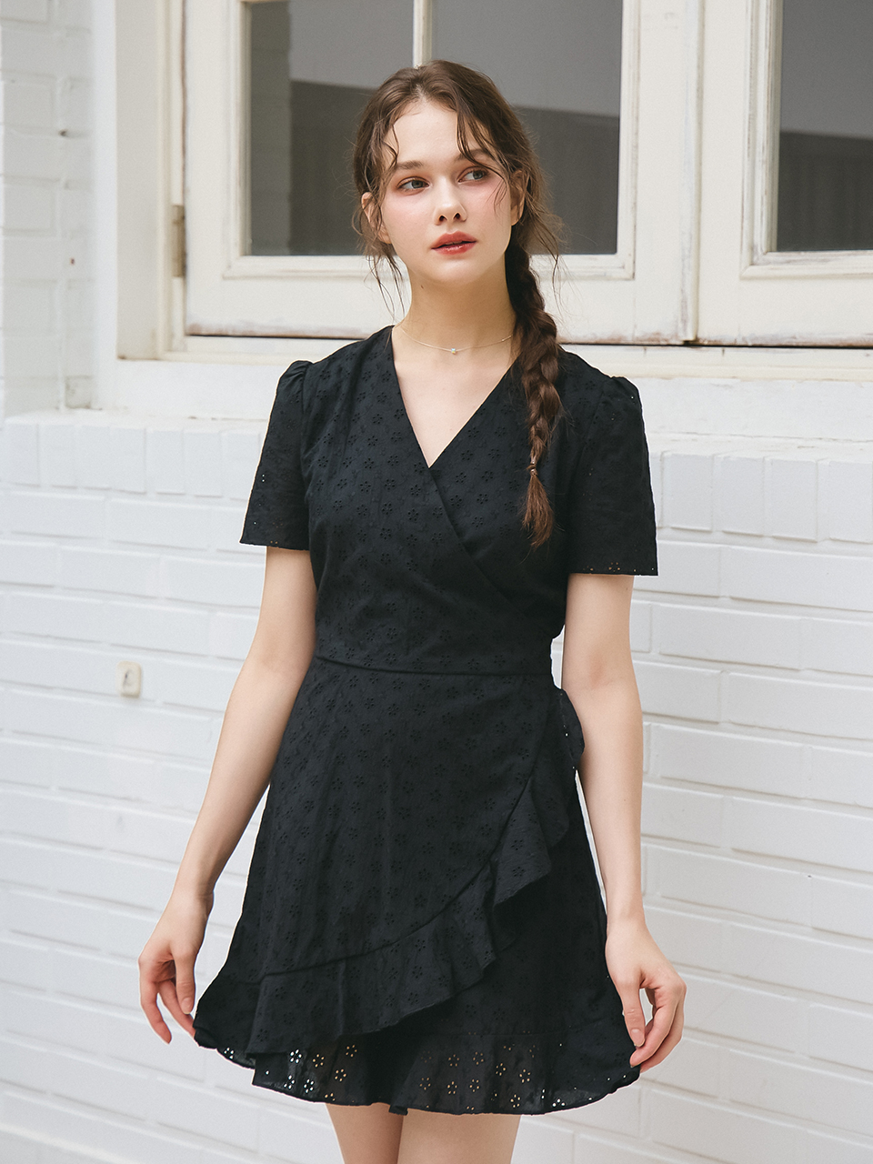 PUNCHING LACE JUMPSUIT_BLACK
