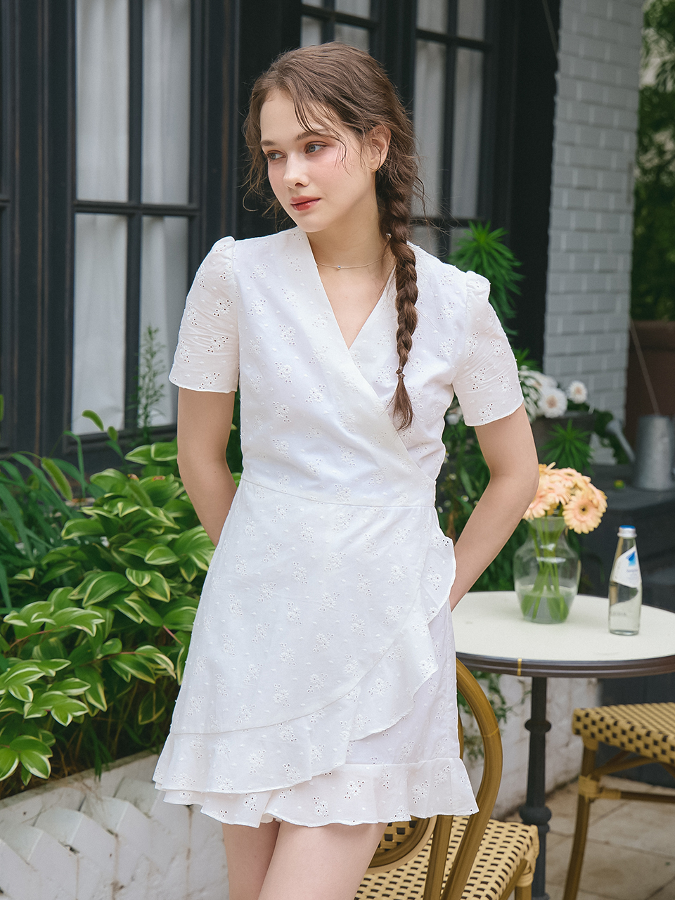 PUNCHING LACE JUMPSUIT_WHITE