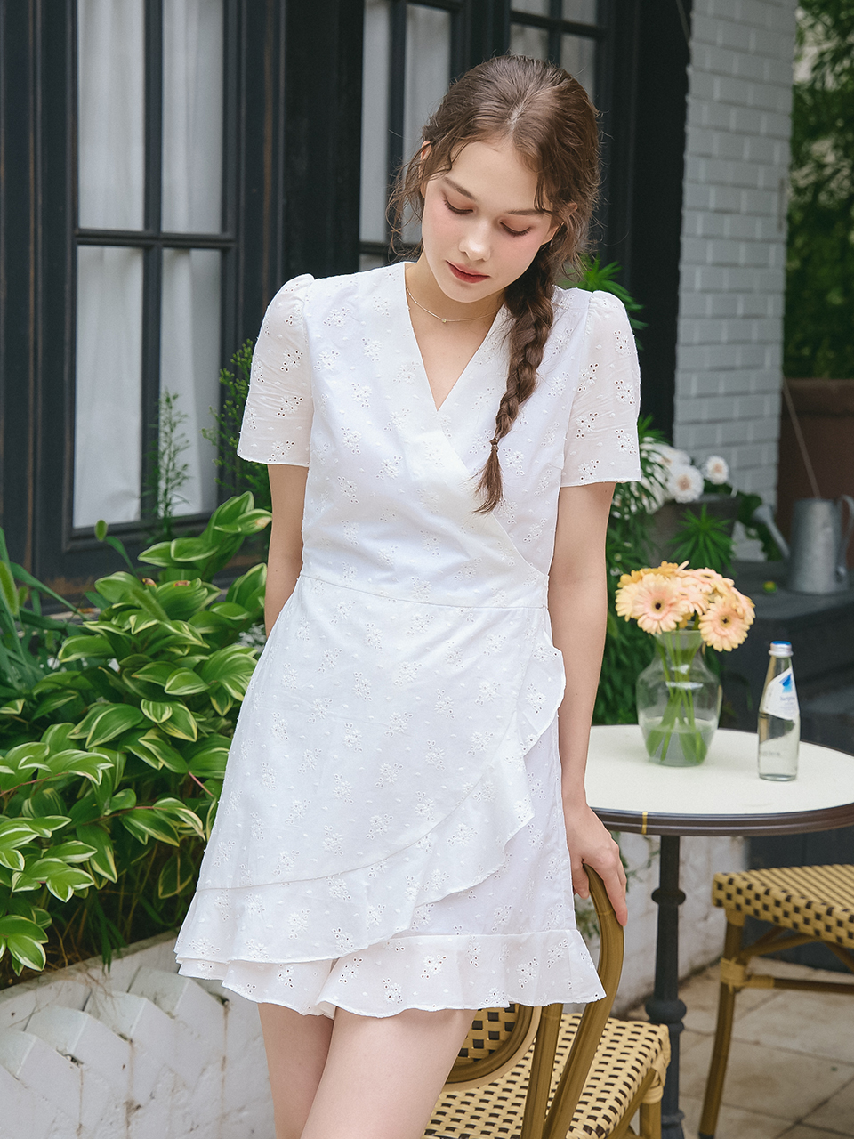 PUNCHING LACE JUMPSUIT_WHITE