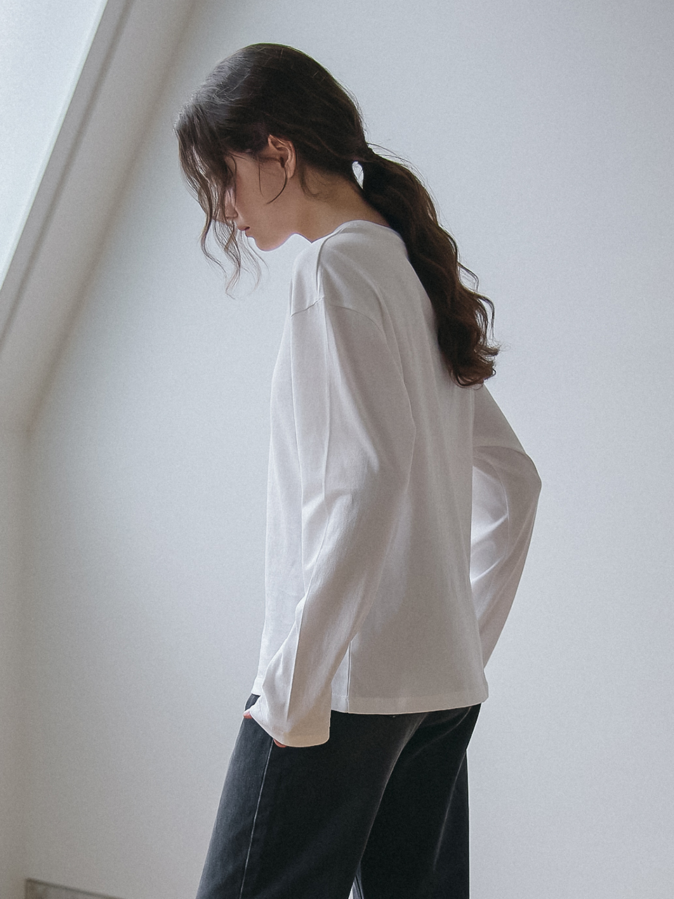 BASIC LONG SLEEVES T-SHIRT_2COLOR