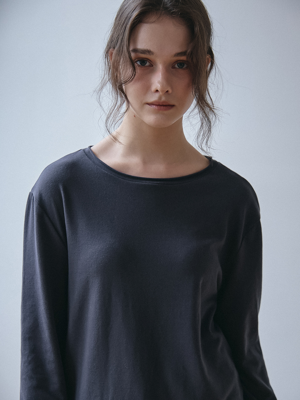 RAW EDGE LONG SLEEVES T-SHIRT_CHARCOAL