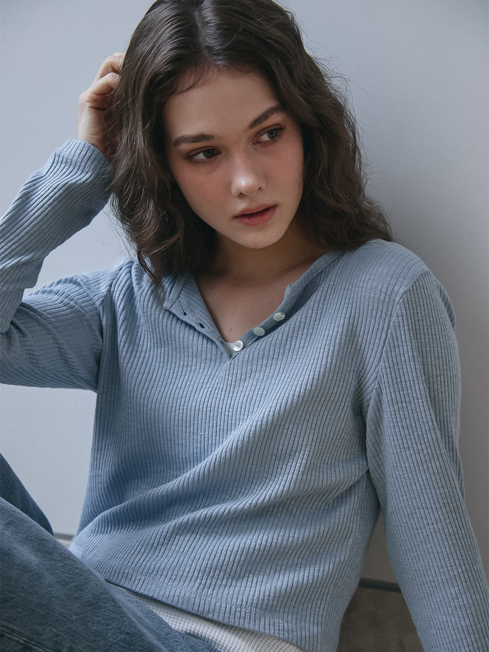 BUTTON POINT RIBBED LONG SLEEVES T-SHIRT_BLUE