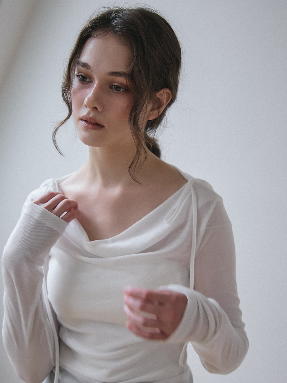 (REFURB) 65% DRAPED STRING TOP_WHITE