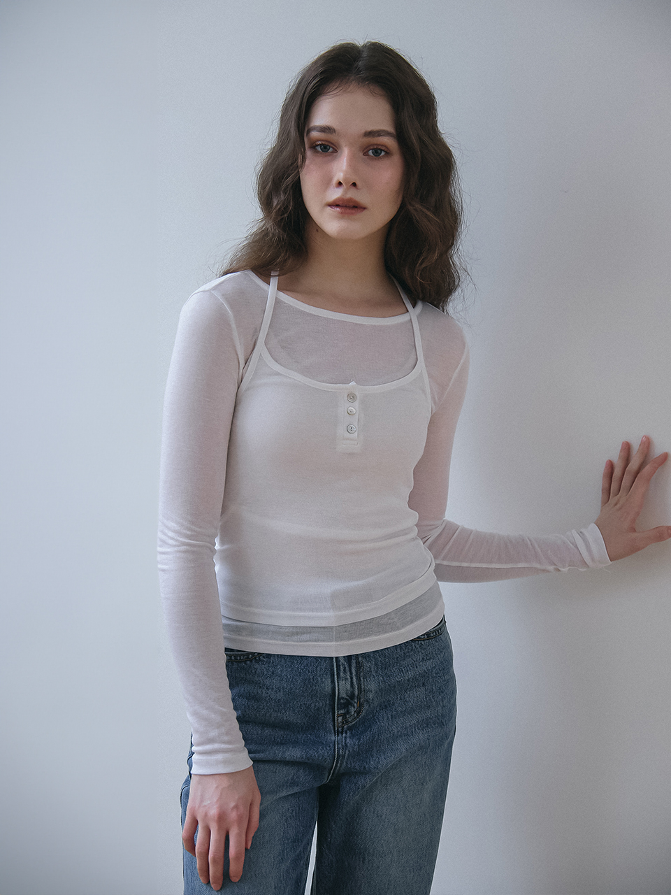 BUTTON POINT BUSTIER LAYERED T-SHIRT_WHITE