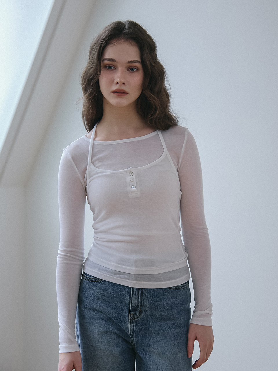 BUTTON POINT BUSTIER LAYERED T-SHIRT_WHITE