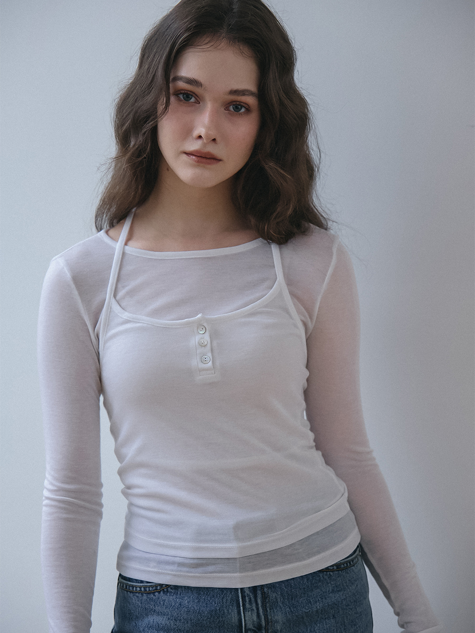 BUTTON POINT BUSTIER LAYERED T-SHIRT_WHITE