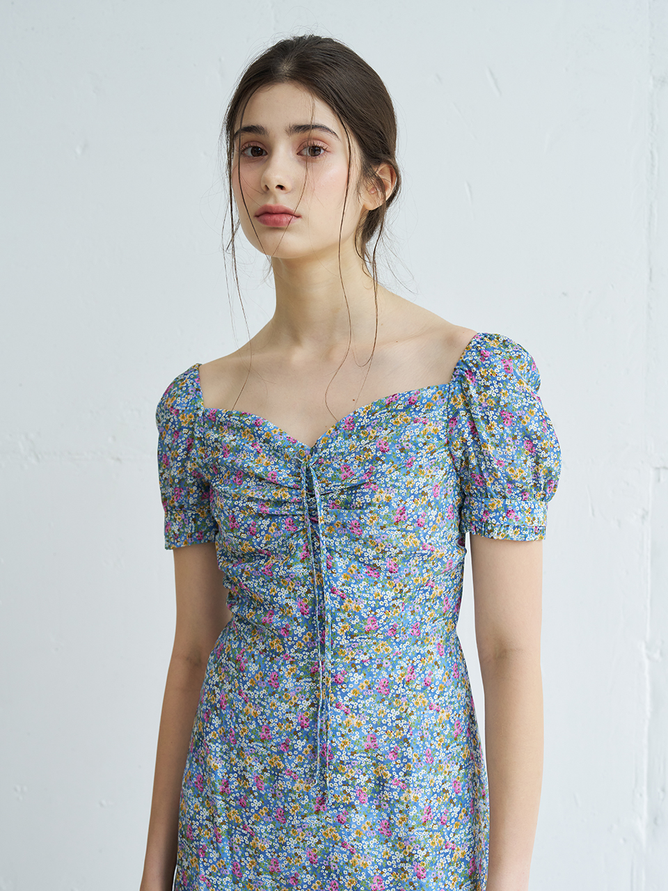 SUSHA HEART NECK FLORAL MIDI ONEPIECE_BLUE