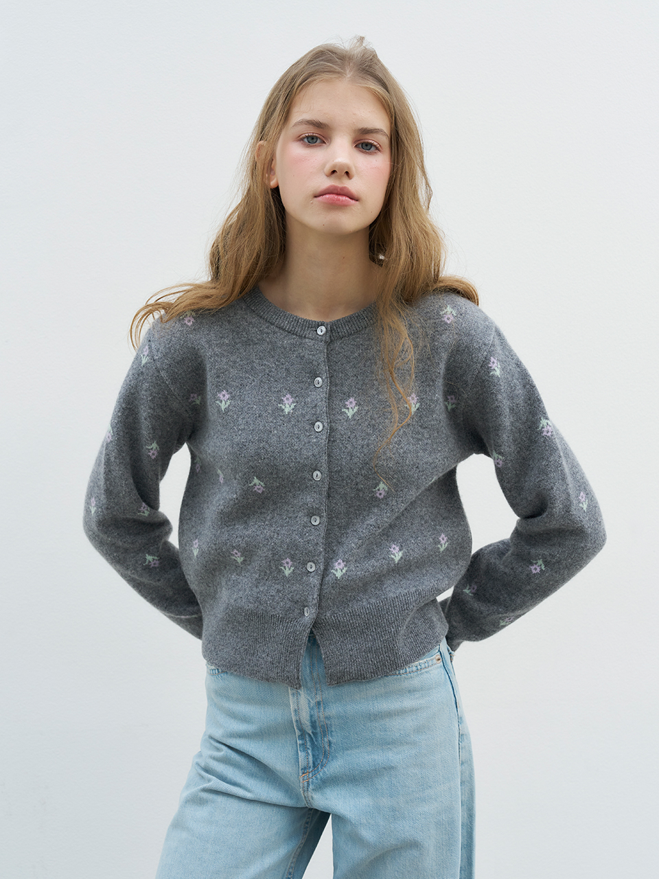 FLOWER EMBROIDERY KNIT CARDIGAN_GREY