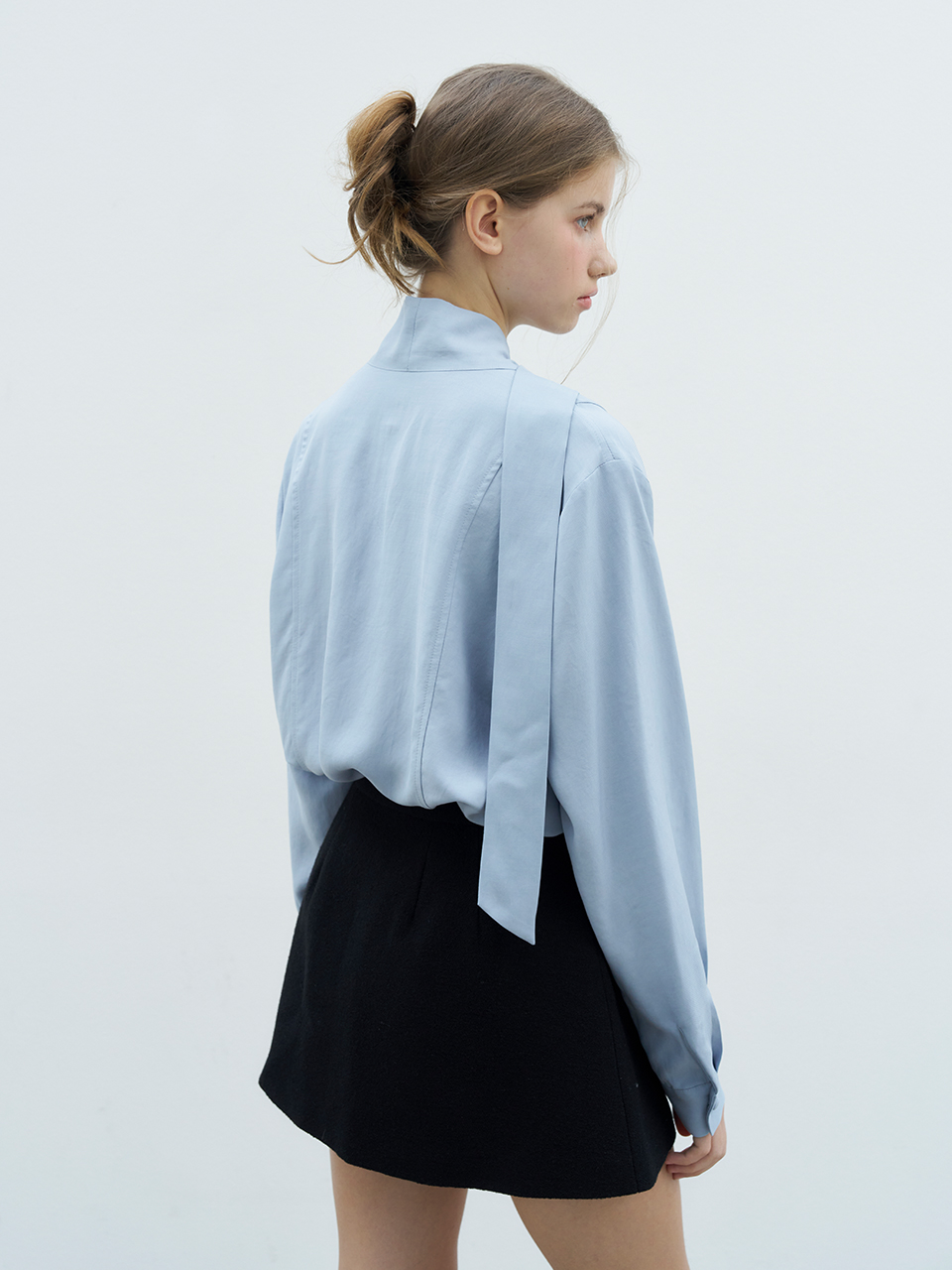 LONG SLEEVE TIE BLOUSE_SKY BLUE