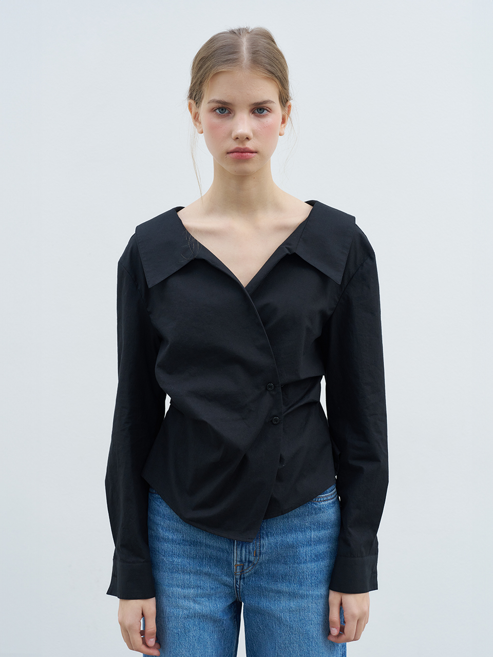COLLAR POINT WRAP BLOUSE_BLACK