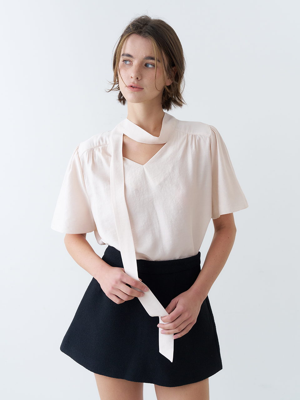 HALF SLEEVE TIE BLOUSE_PALE PINK