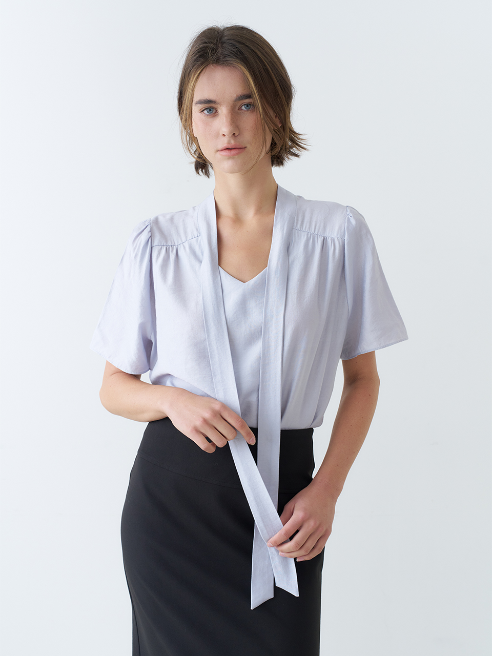 HALF SLEEVE TIE BLOUSE_SKY BLUE