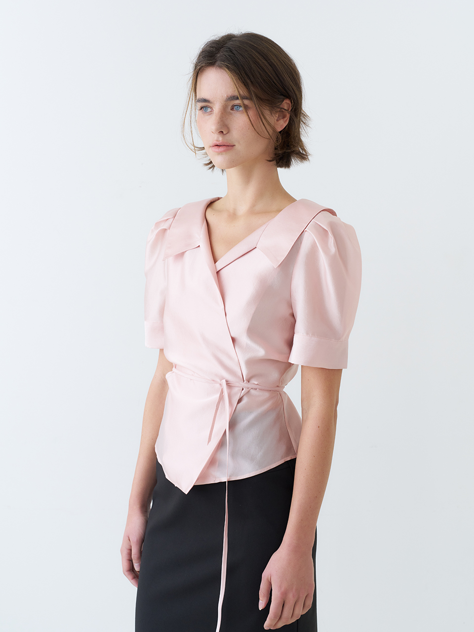 PUFF SLEEVE GLOSSY COLLAR WRAP BLOUSE_PINK
