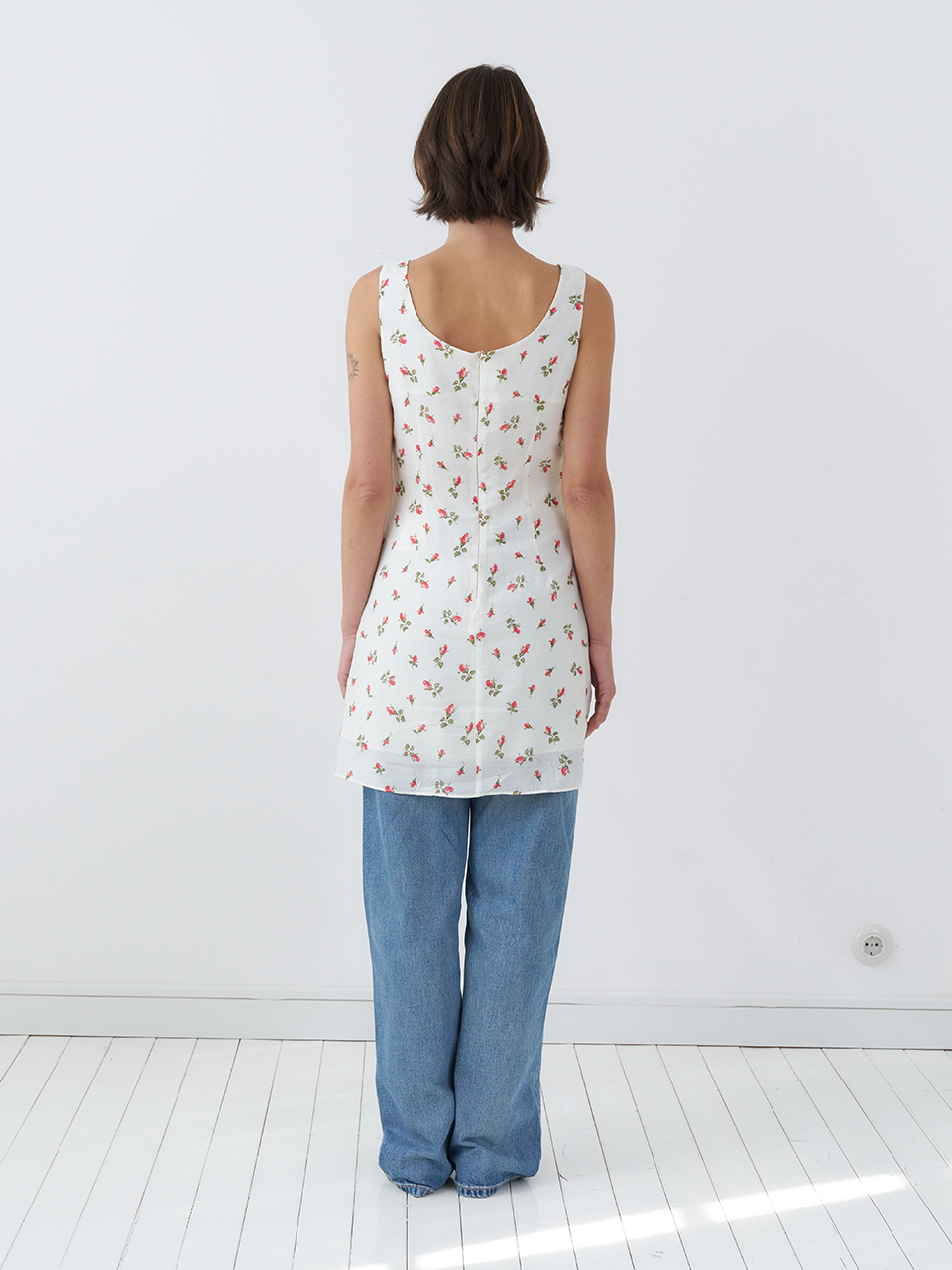 SLEEVELESS FLORAL ONEPIECE_IVORY