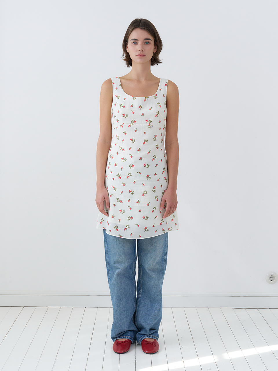 SLEEVELESS FLORAL ONEPIECE_IVORY