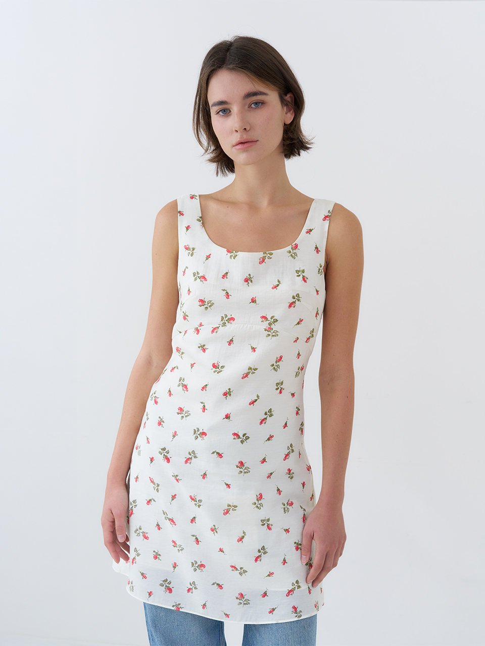 SLEEVELESS FLORAL ONEPIECE_IVORY