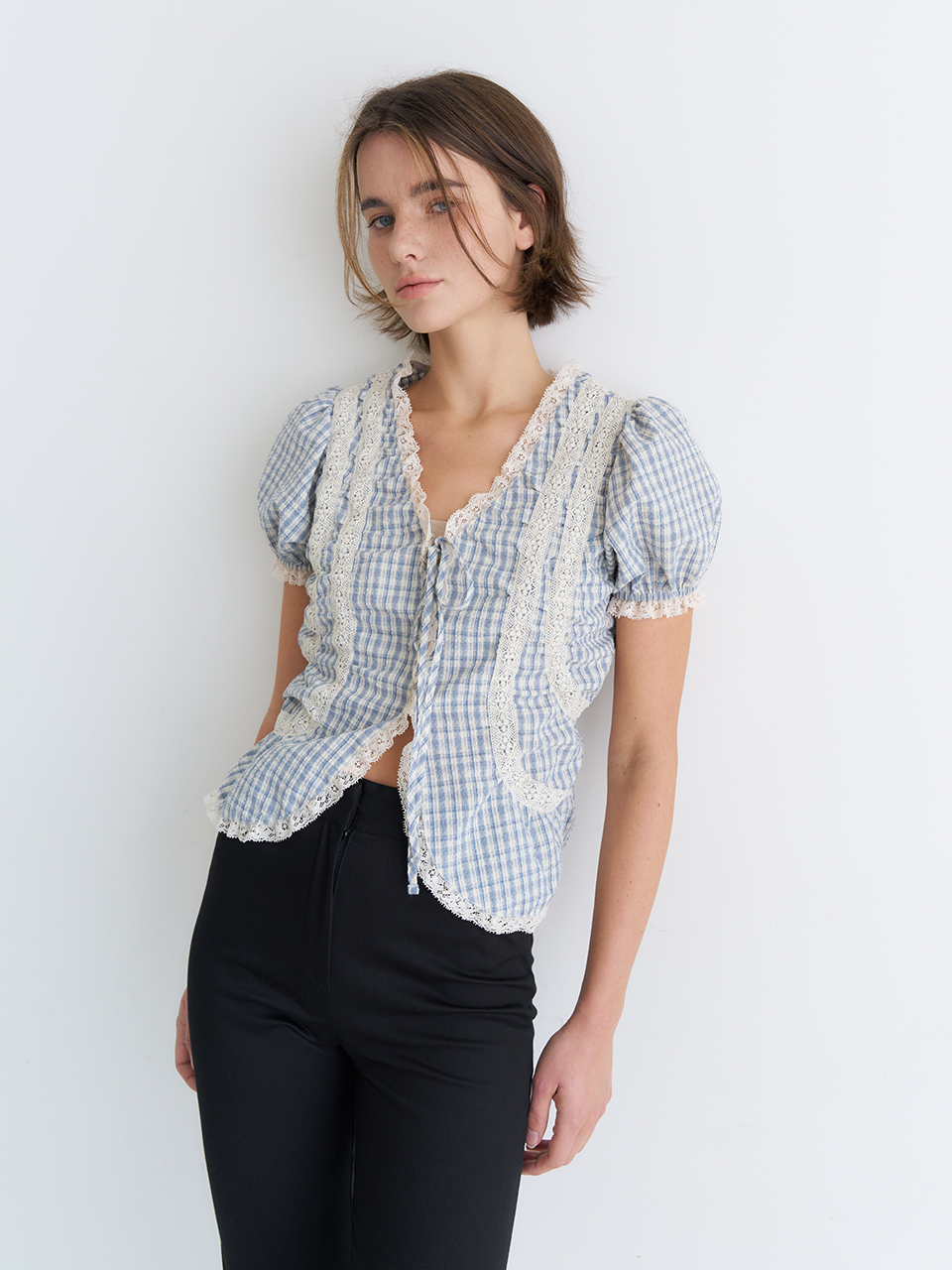 PUFF SLEEVE LACE POINT CHECK BLOUSE_BLUE