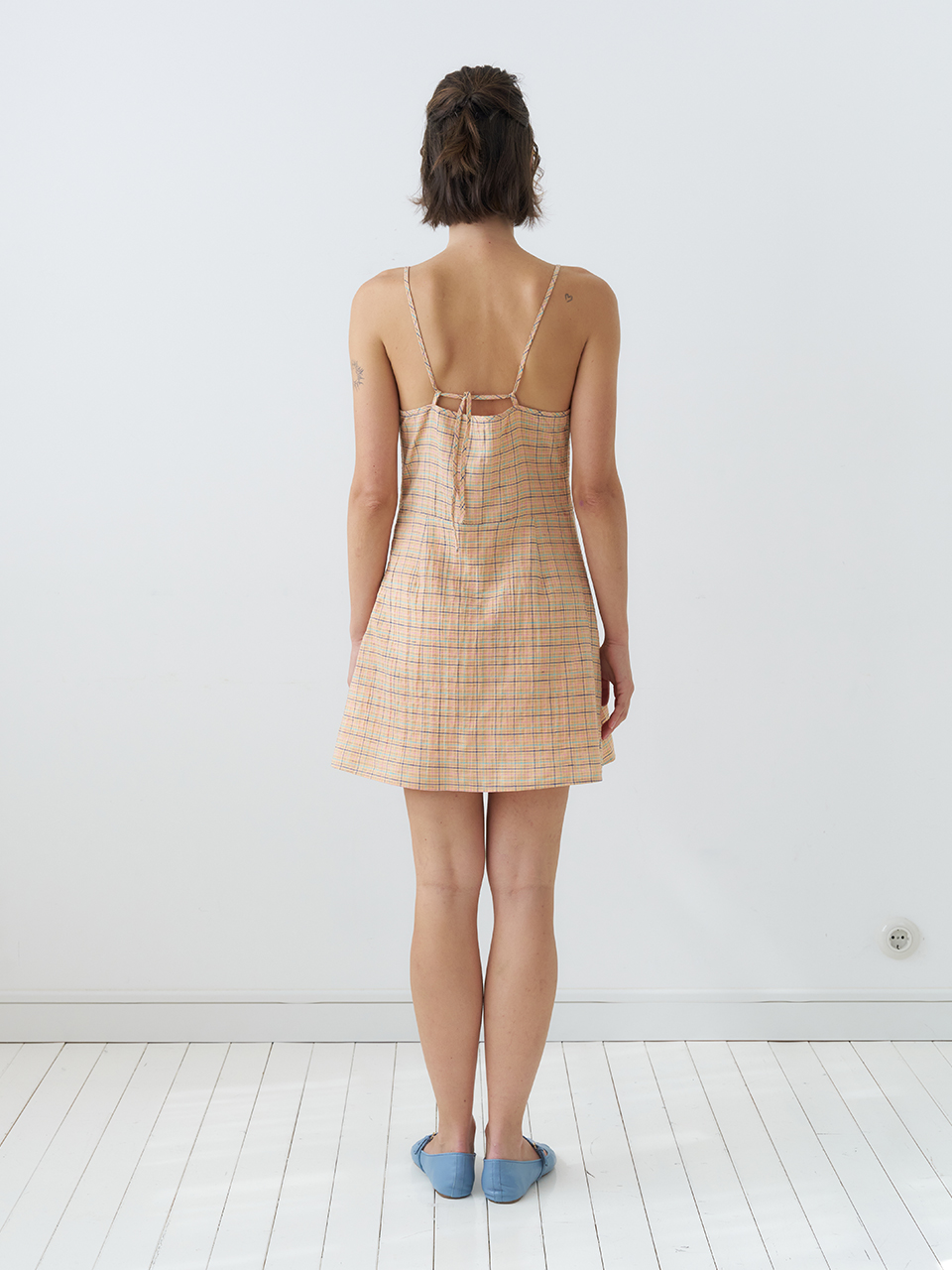CHECK STRAP SLEEVELESS ONEPIECE_APRICOT
