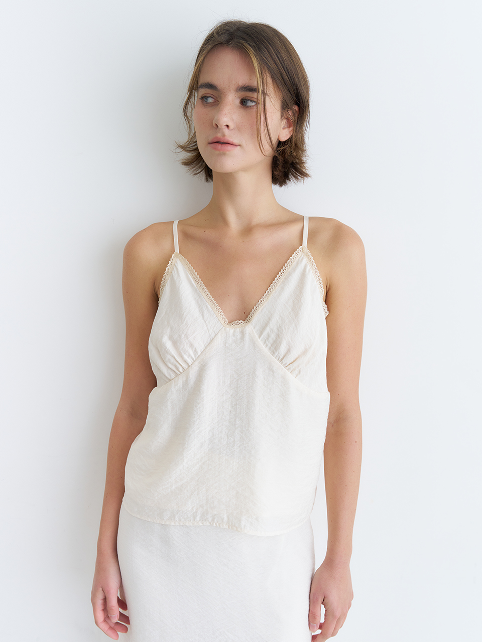 LACE TRIM CAMISOLE BLOUSE_IVORY