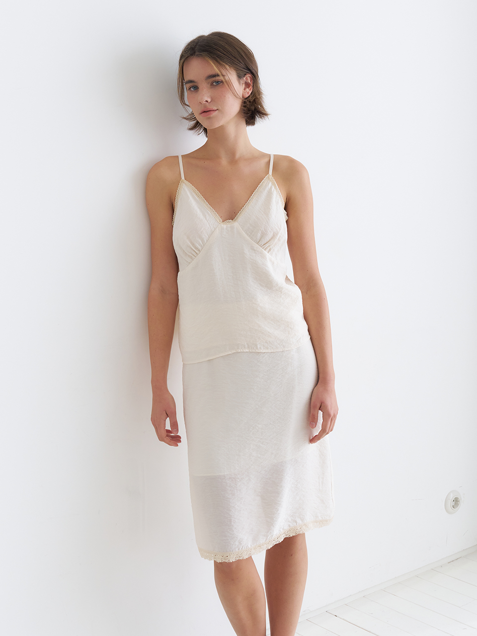 LACE TRIM MIDI SKIRT_IVORY