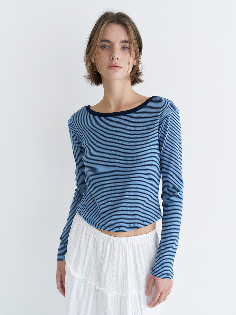BACK SCOOP STRIPE LONG SLEEVES T-SHIRT_2COLOR