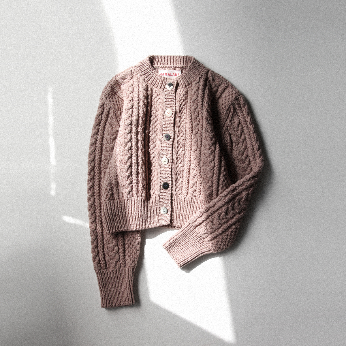 [패키지] 단추 변경 _ 애버딘 핑크 레트로 가디건 ( Aberdeen Pink Retro Cardigan)