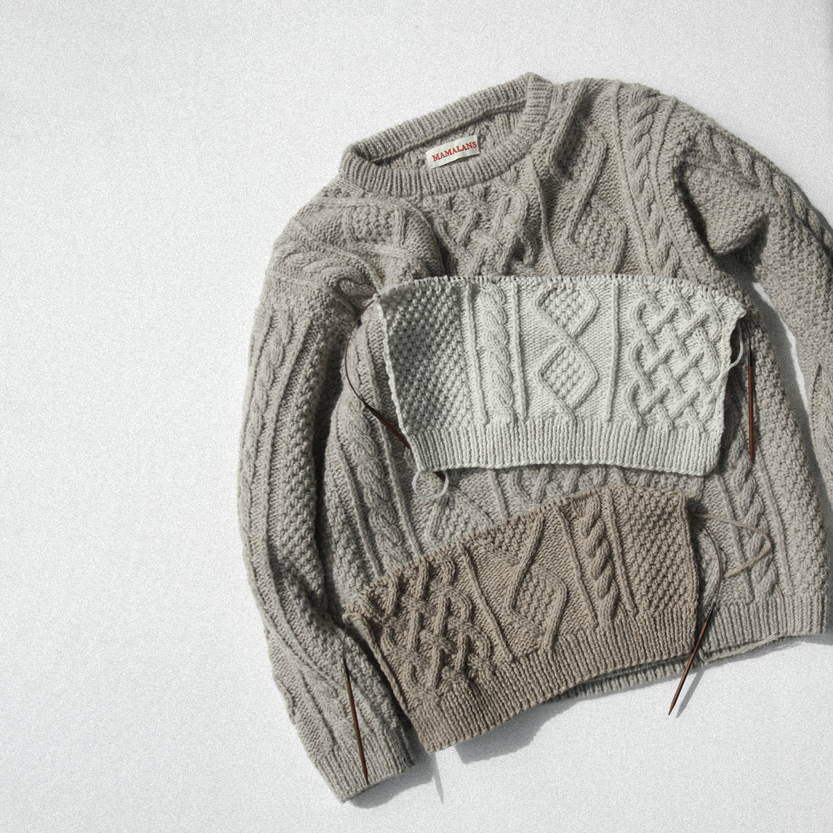 [대바늘 패키지] 단색 부르봉 로안느 빈티지 케이블 스웨터(Bourbon Roanne Vintage Cable Sweater)