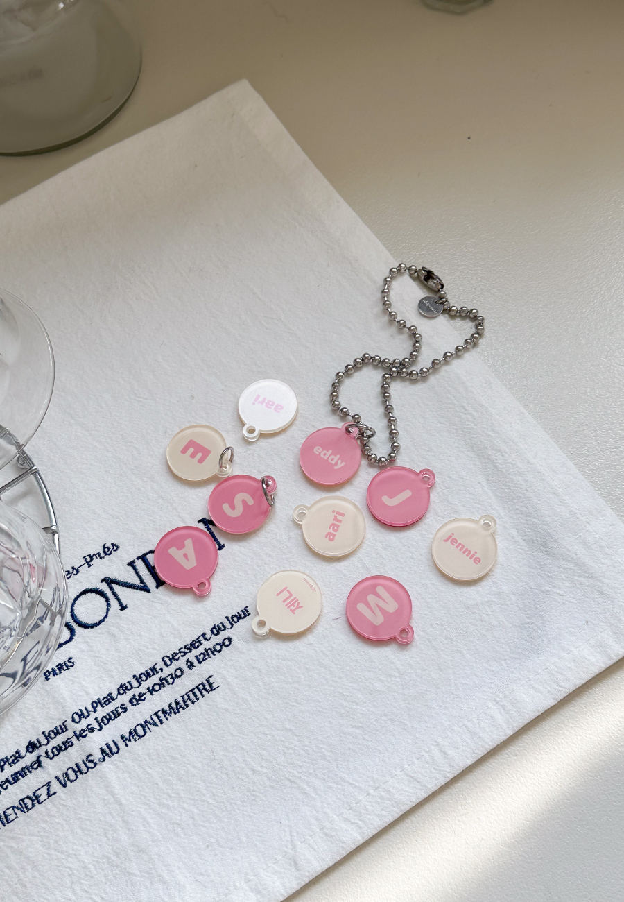 Round Nametag Pink Cream