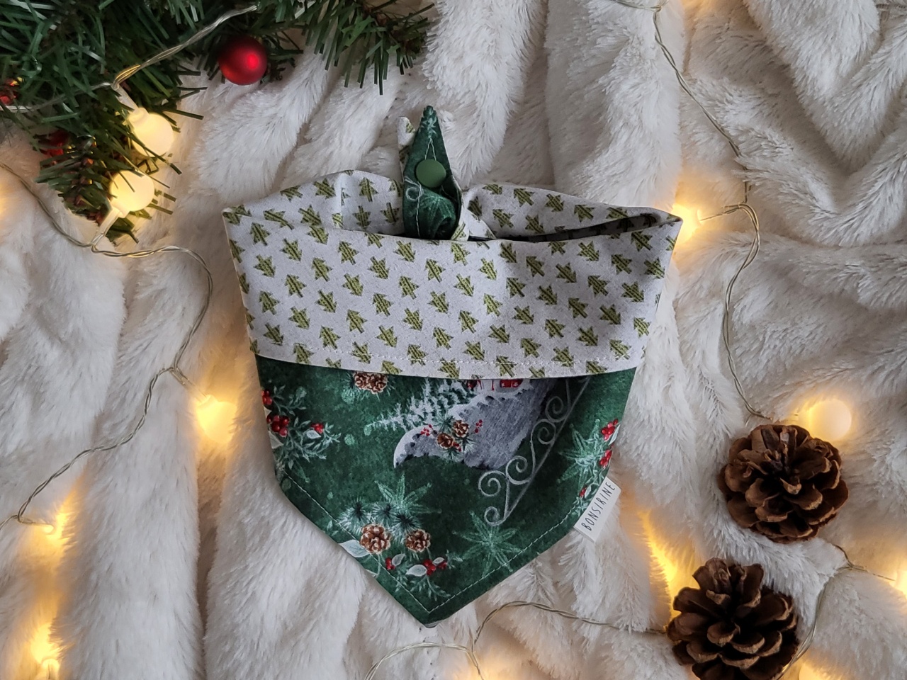 Sleigh Bells in the Snow Multiway Bandana