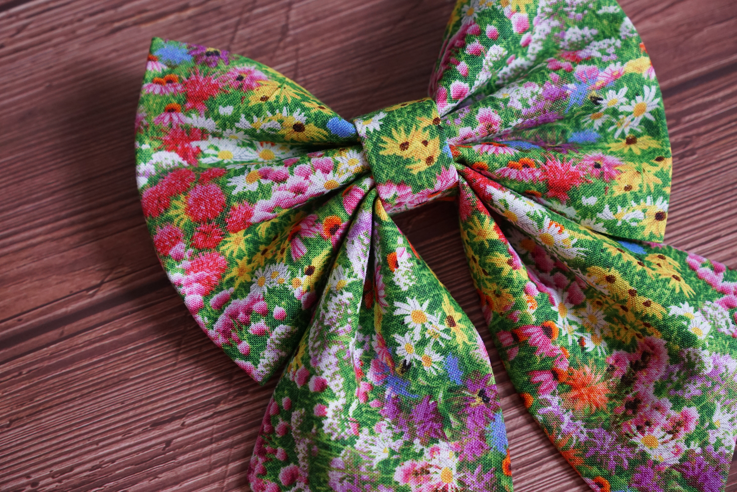 LE JARDIN DE MONET bow + bow tie
