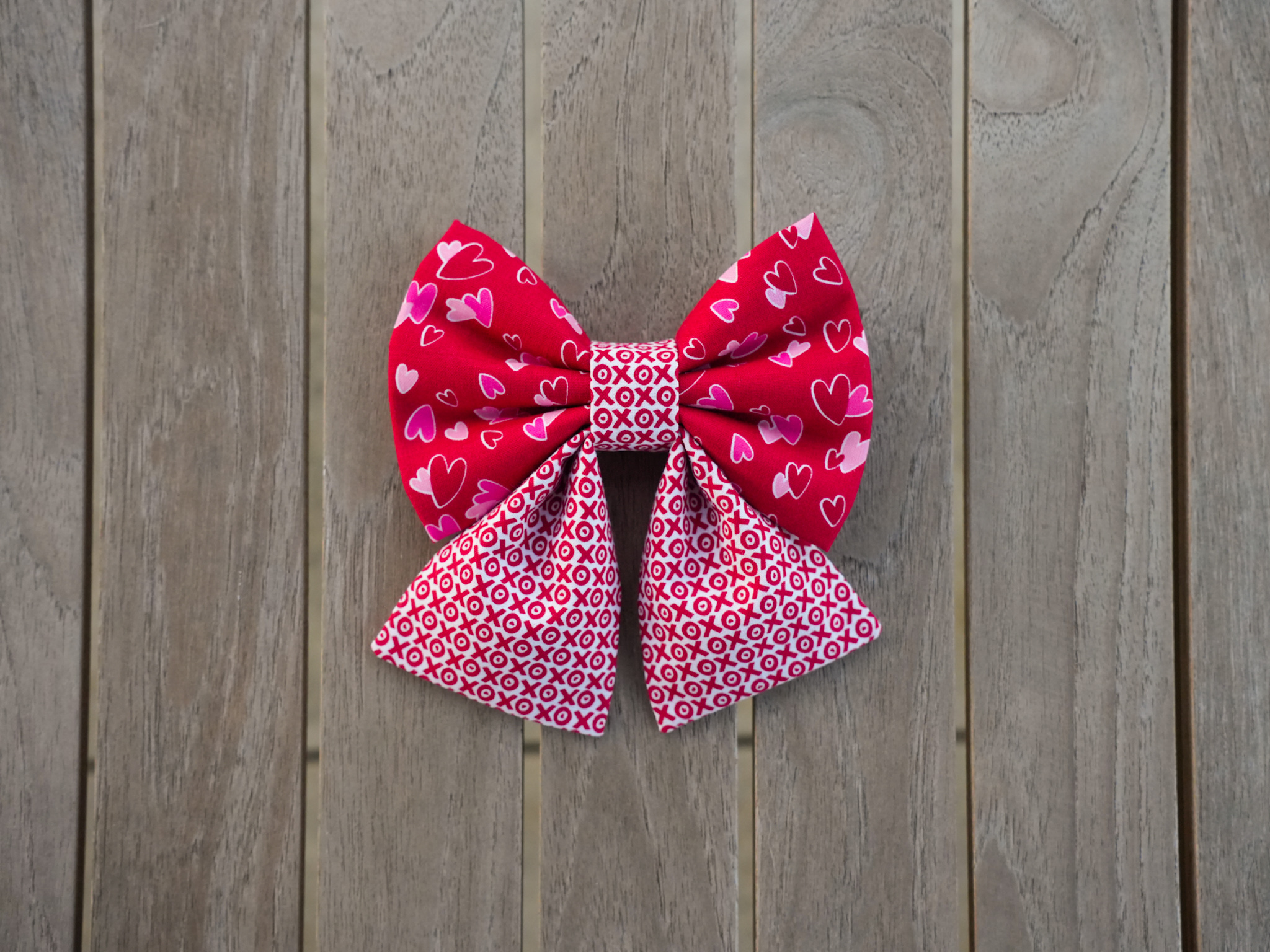 Hugs and Kisses multicolor bow + bow tie