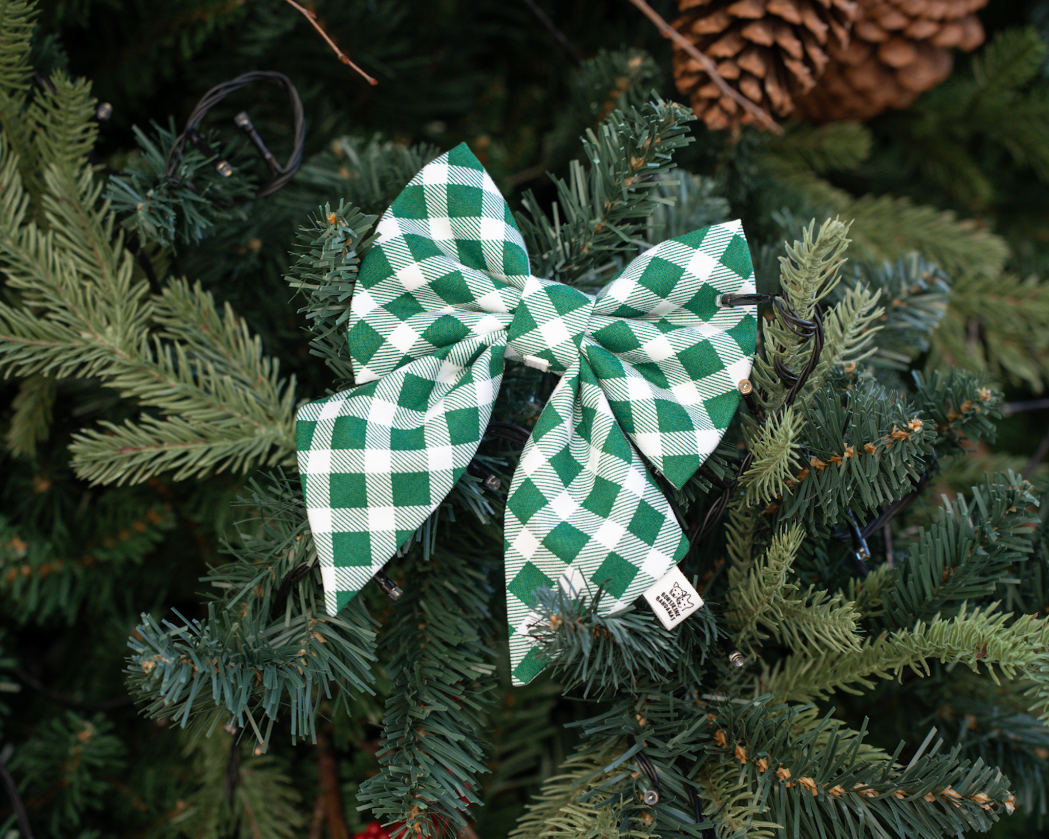Howliday Green Plaid bow + bow tie