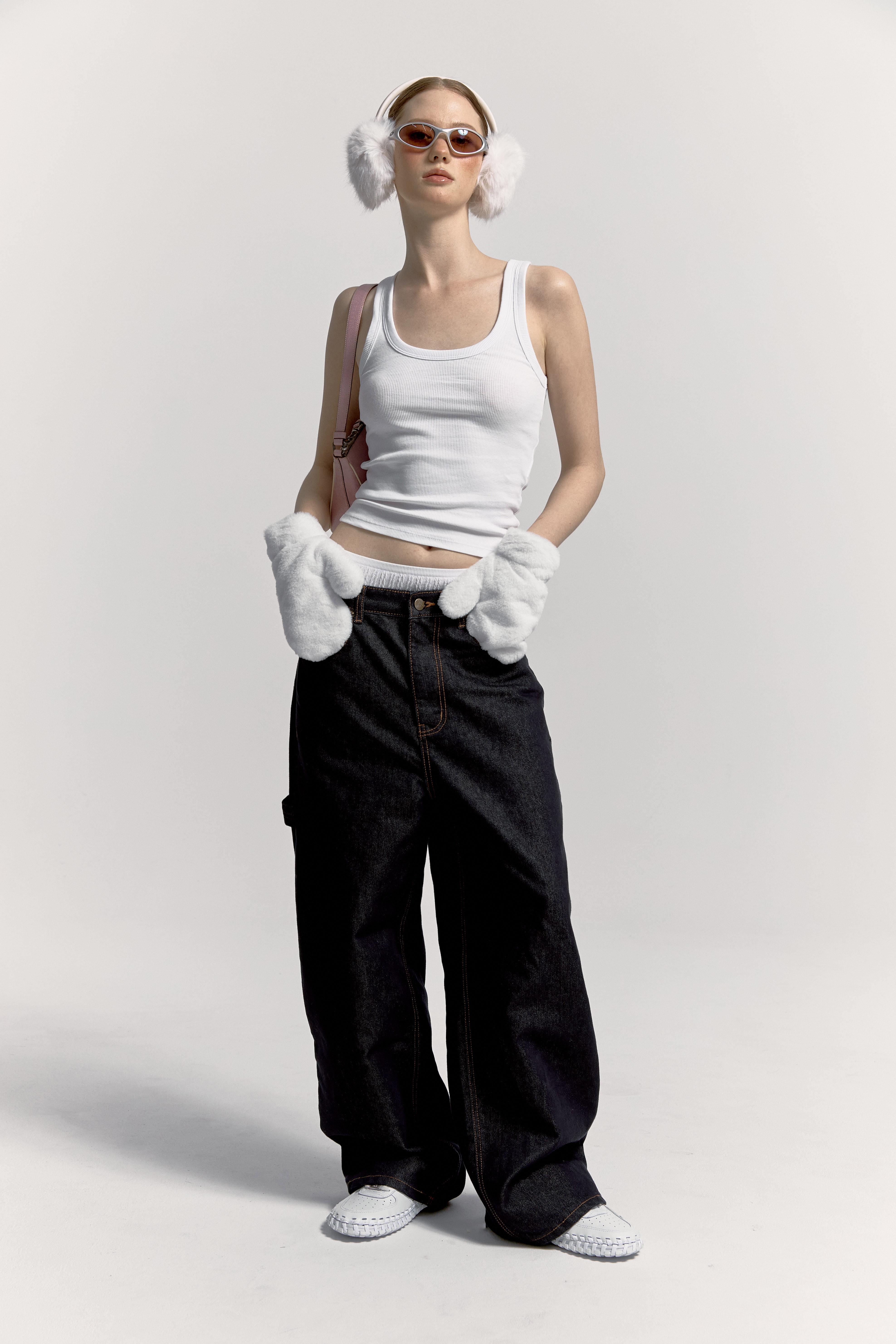 Embroied Nonfade Denim Pants Blue