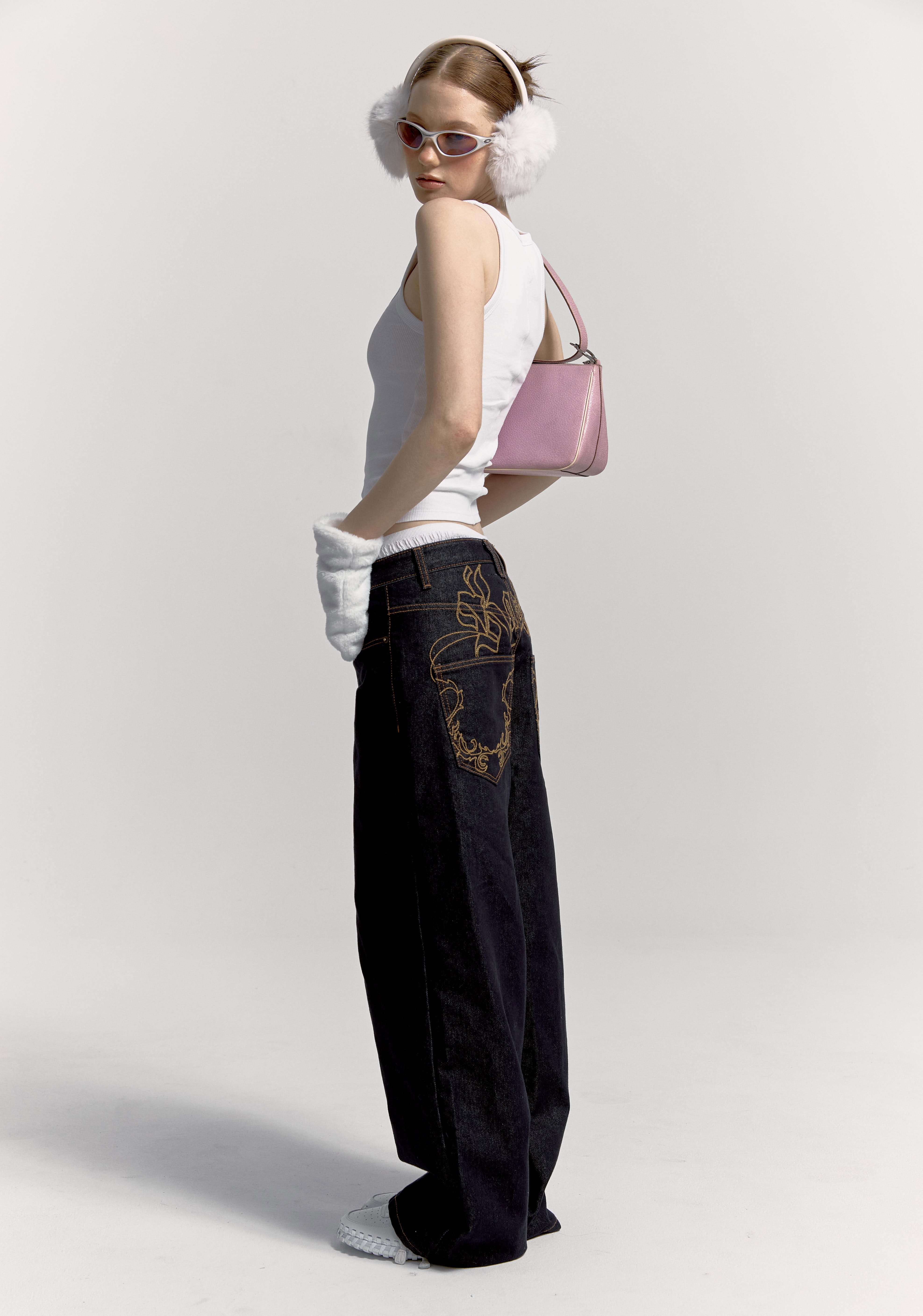 Embroied Nonfade Denim Pants Blue