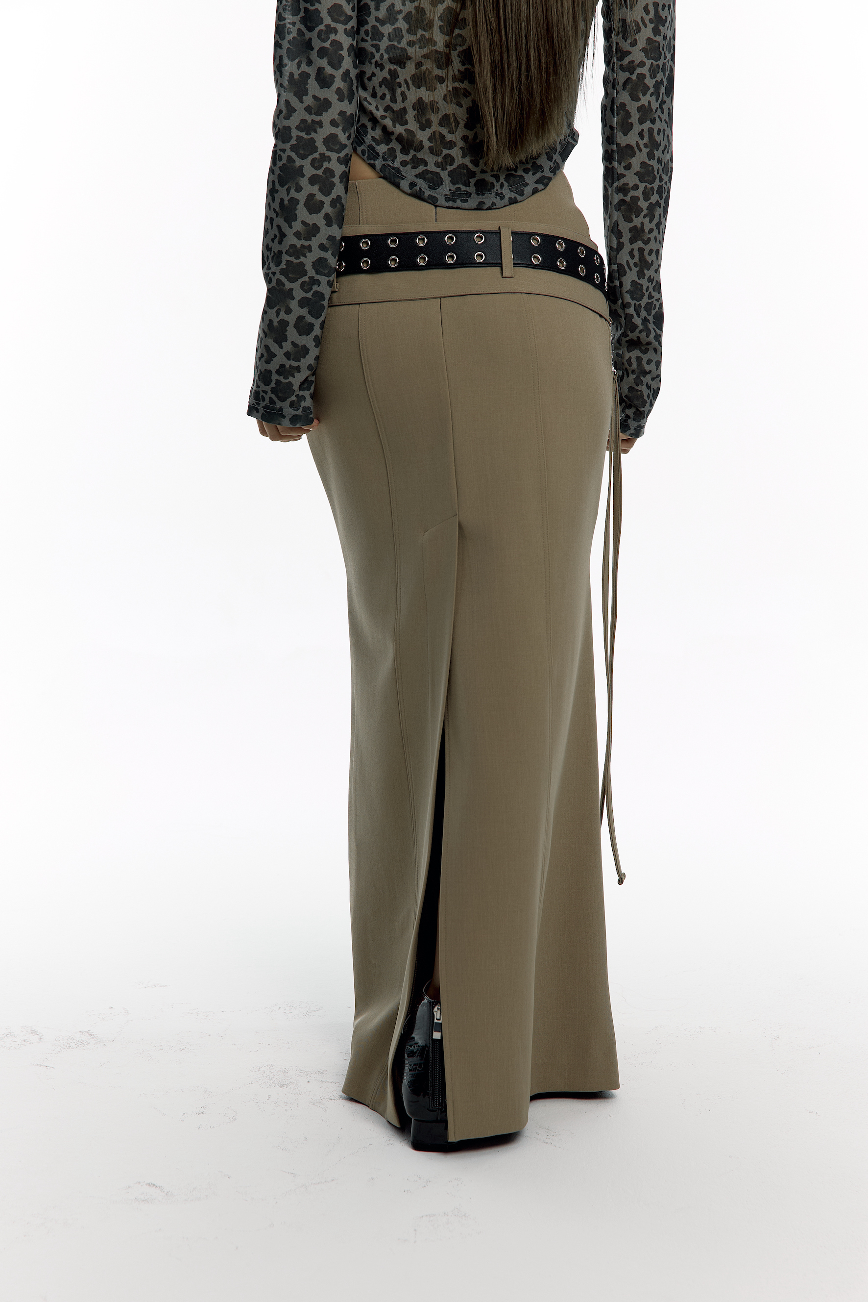 Pocket Belt Long Skirt Beige