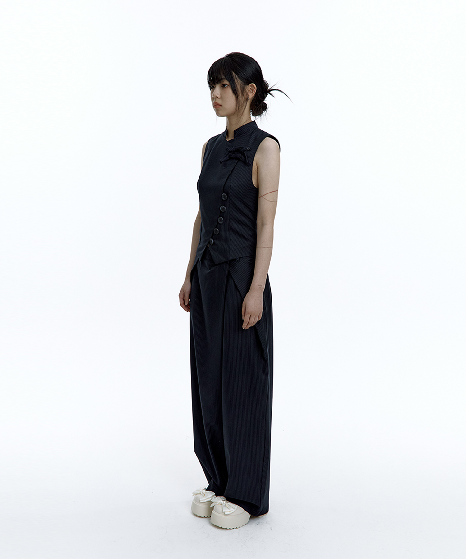 Pintuck Asymmetric Trousers Stripe