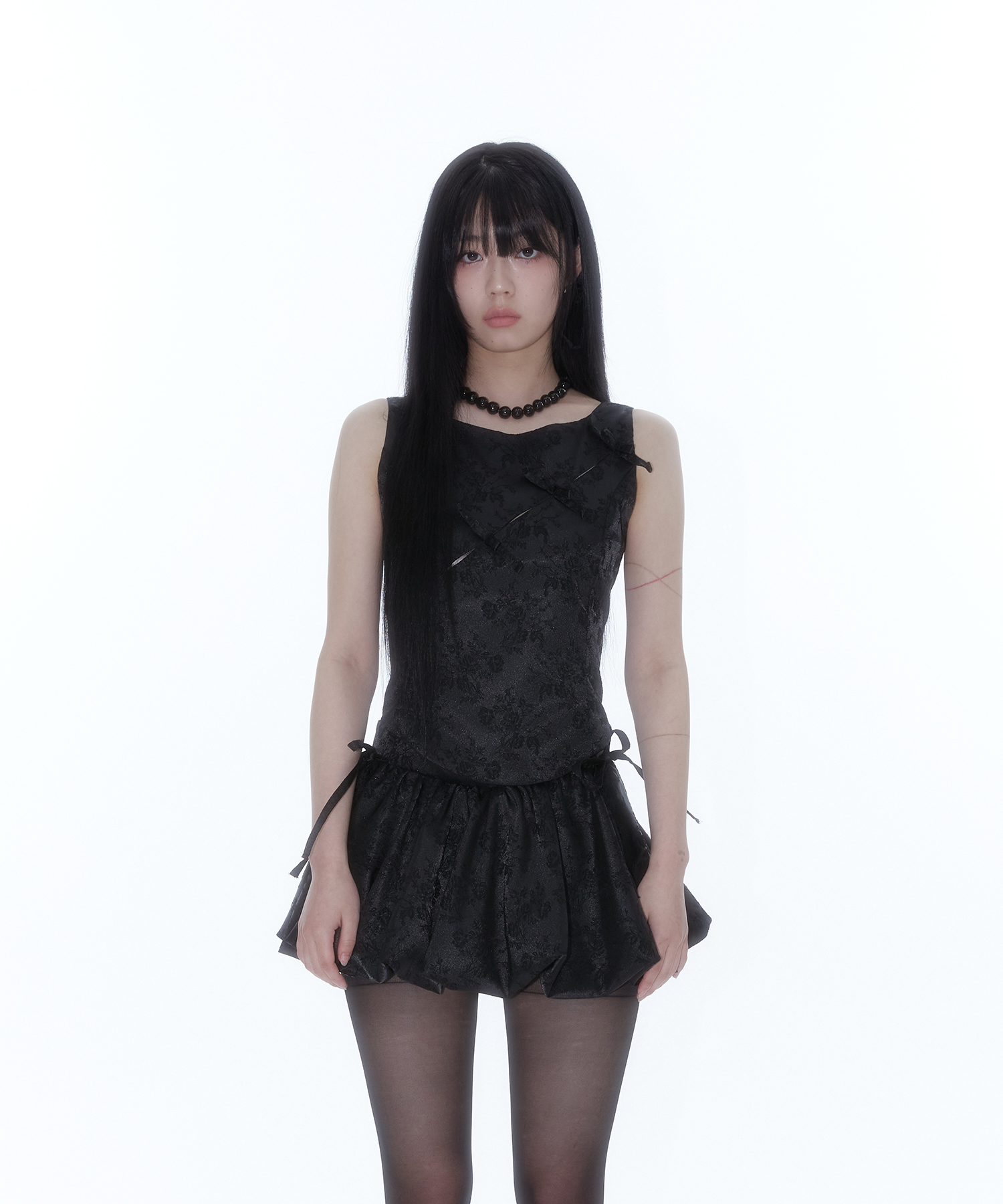 Ribbon Paneled Sleeveless Black