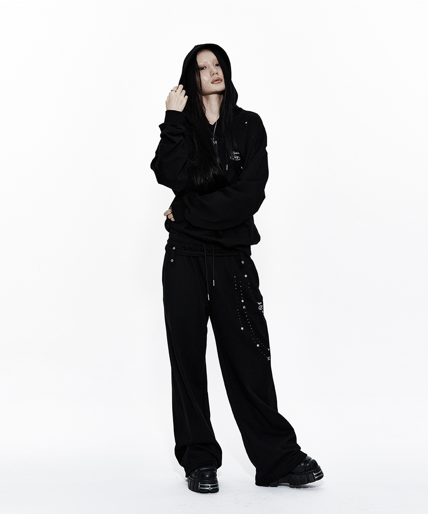 Zenu Hoodie Black