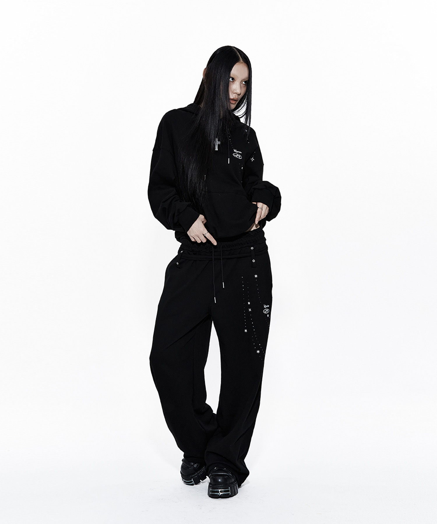 Zenu Hoodie Black