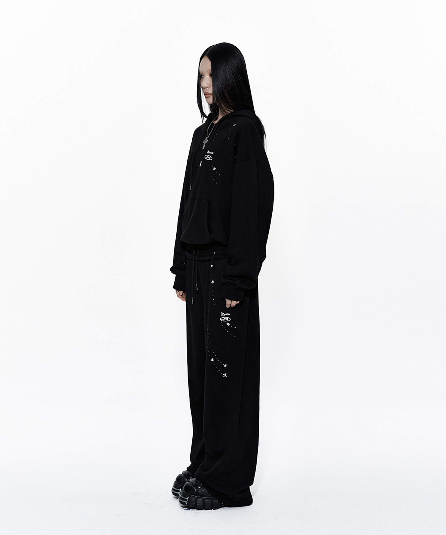 Zenu Hoodie Black