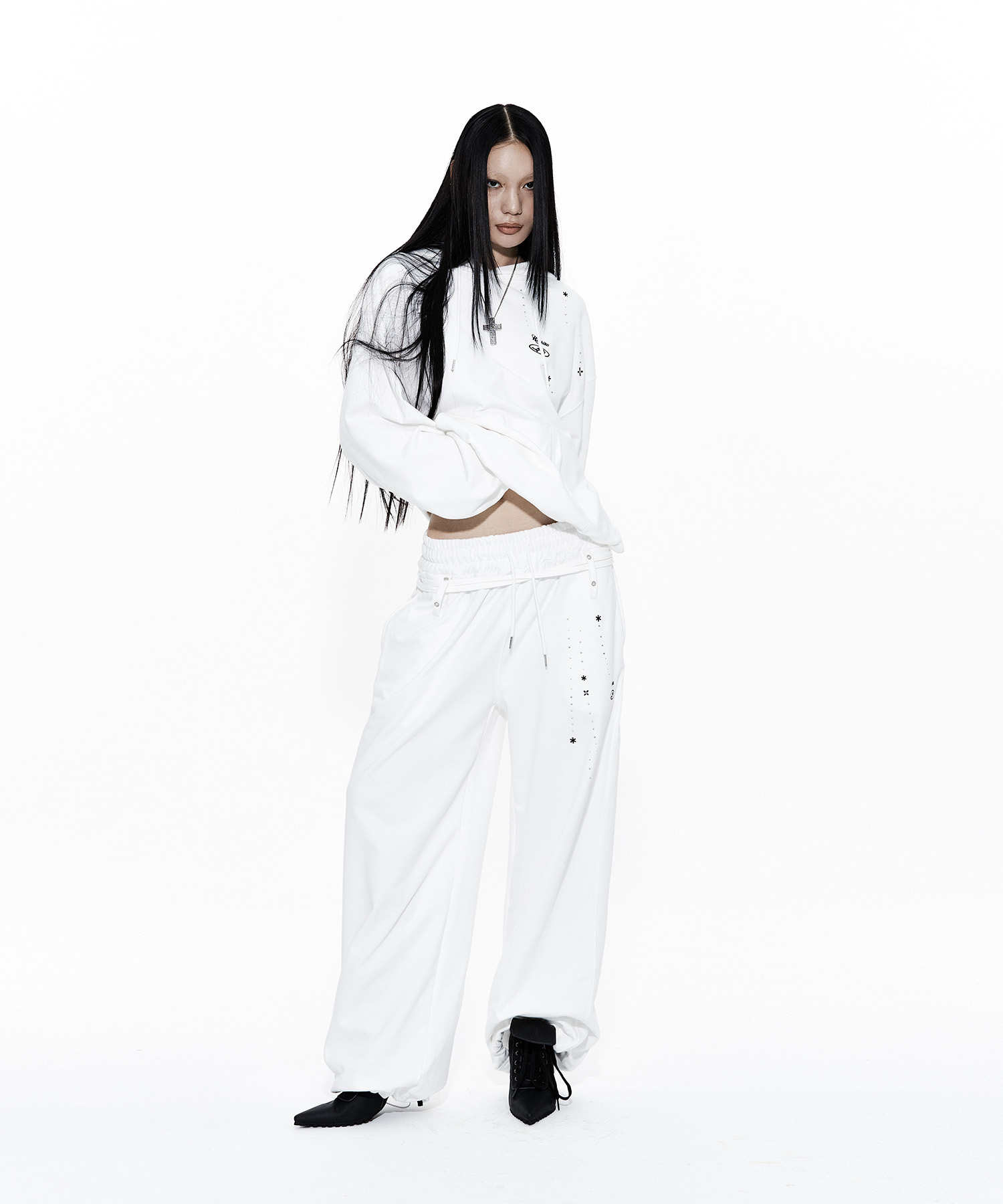 Zenu Belt Sweat Pants White