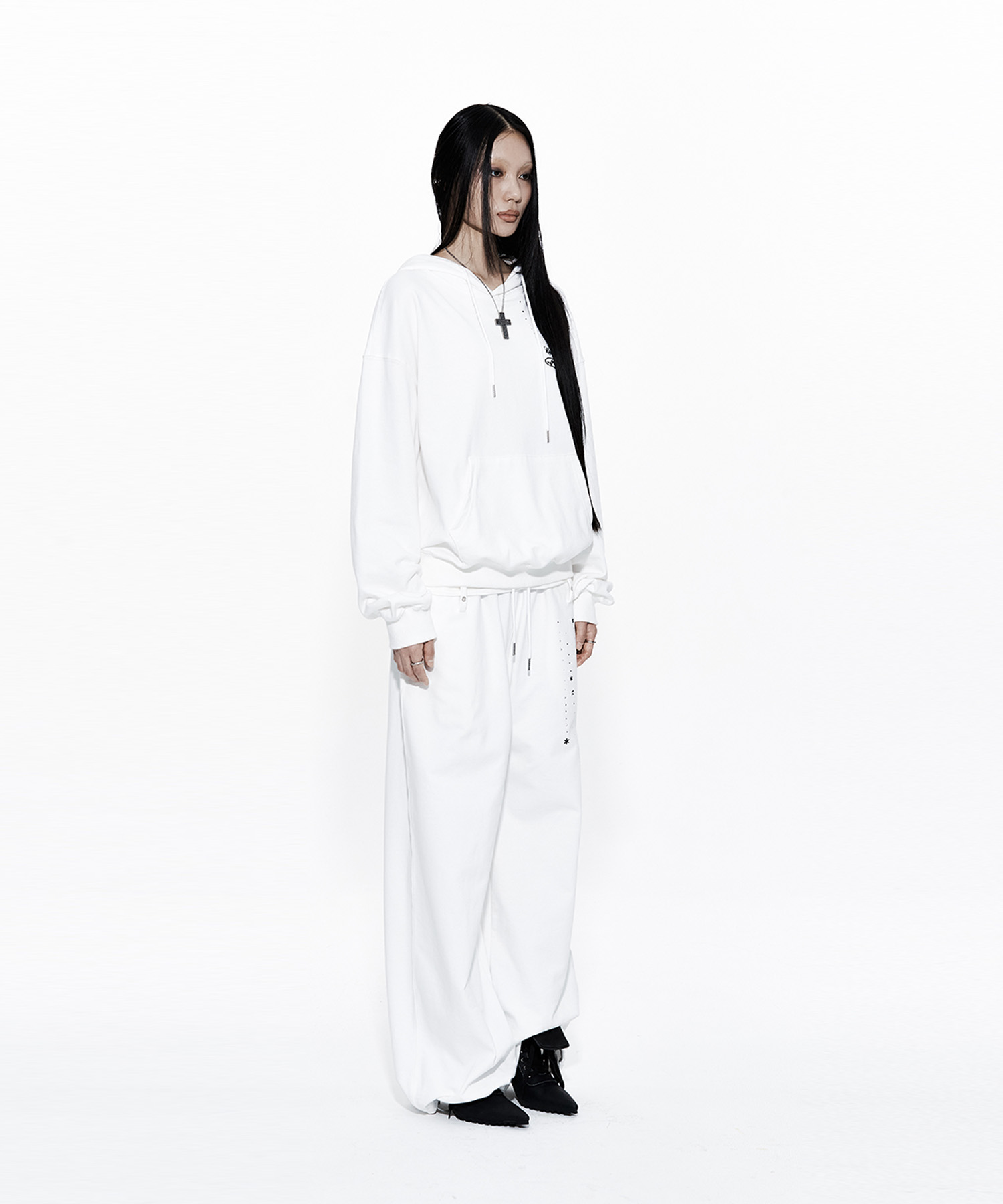 Zenu Belt Sweat Pants White